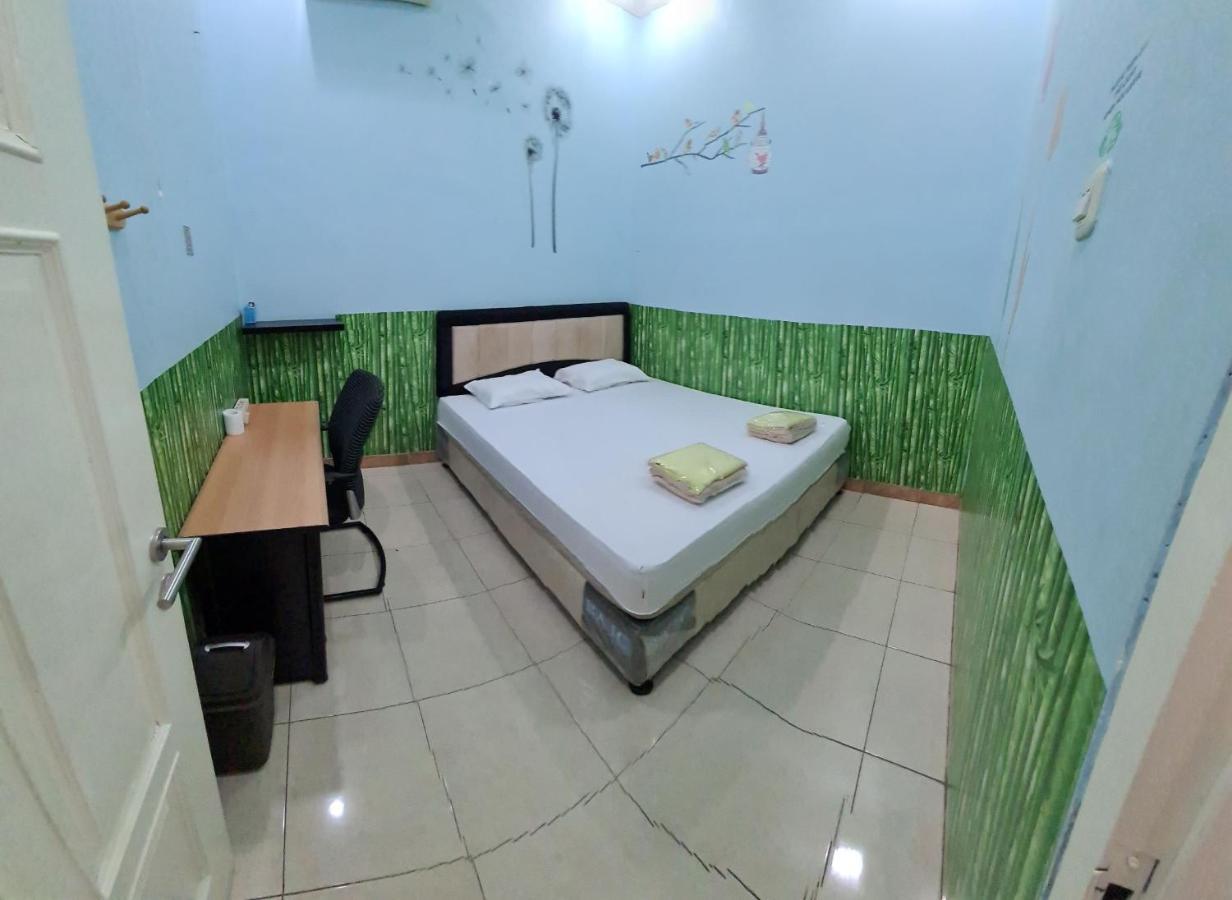 Traveller Home Tangerang Eksteriør billede