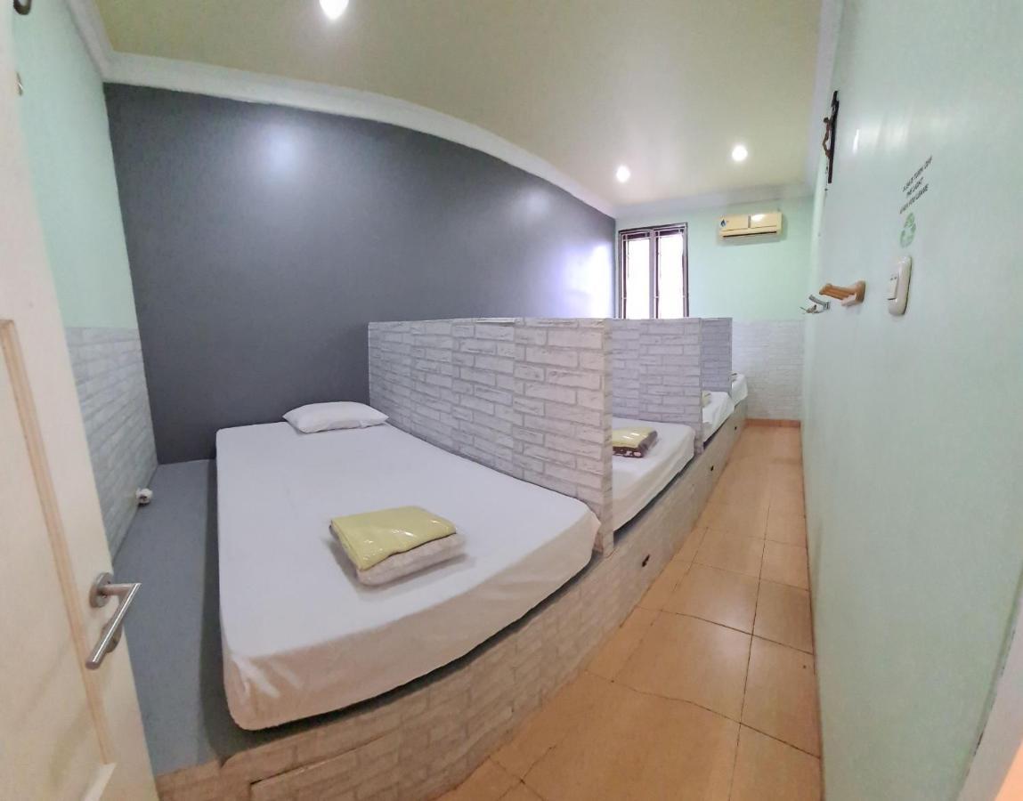 Traveller Home Tangerang Eksteriør billede